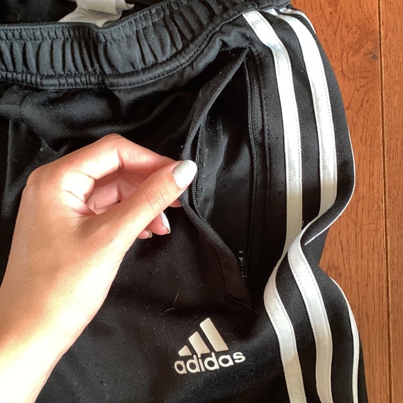 New black and white Adidas pants - Picture 4 of 5